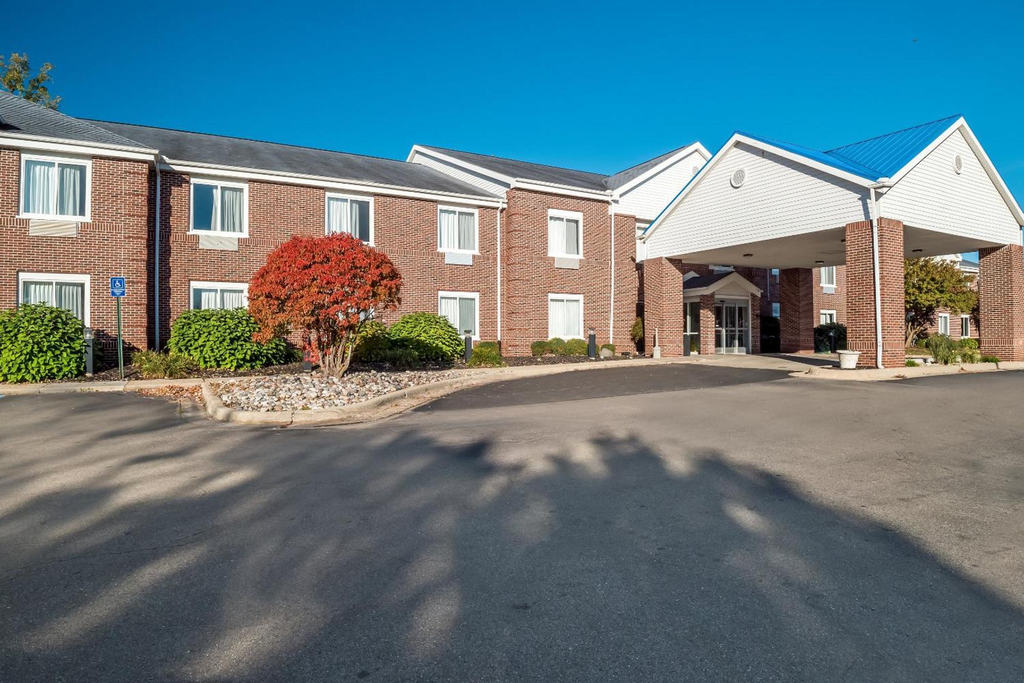 Hometowne Studios By Red Roof East Lansing - Okemos Exterior foto
